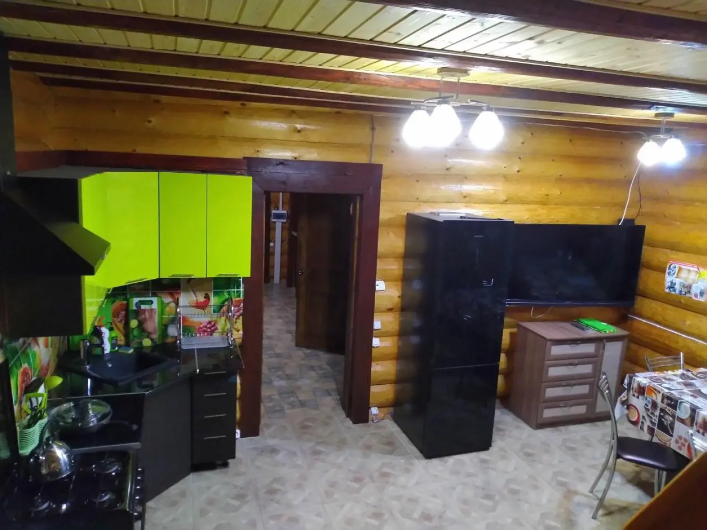 Дома в лесу