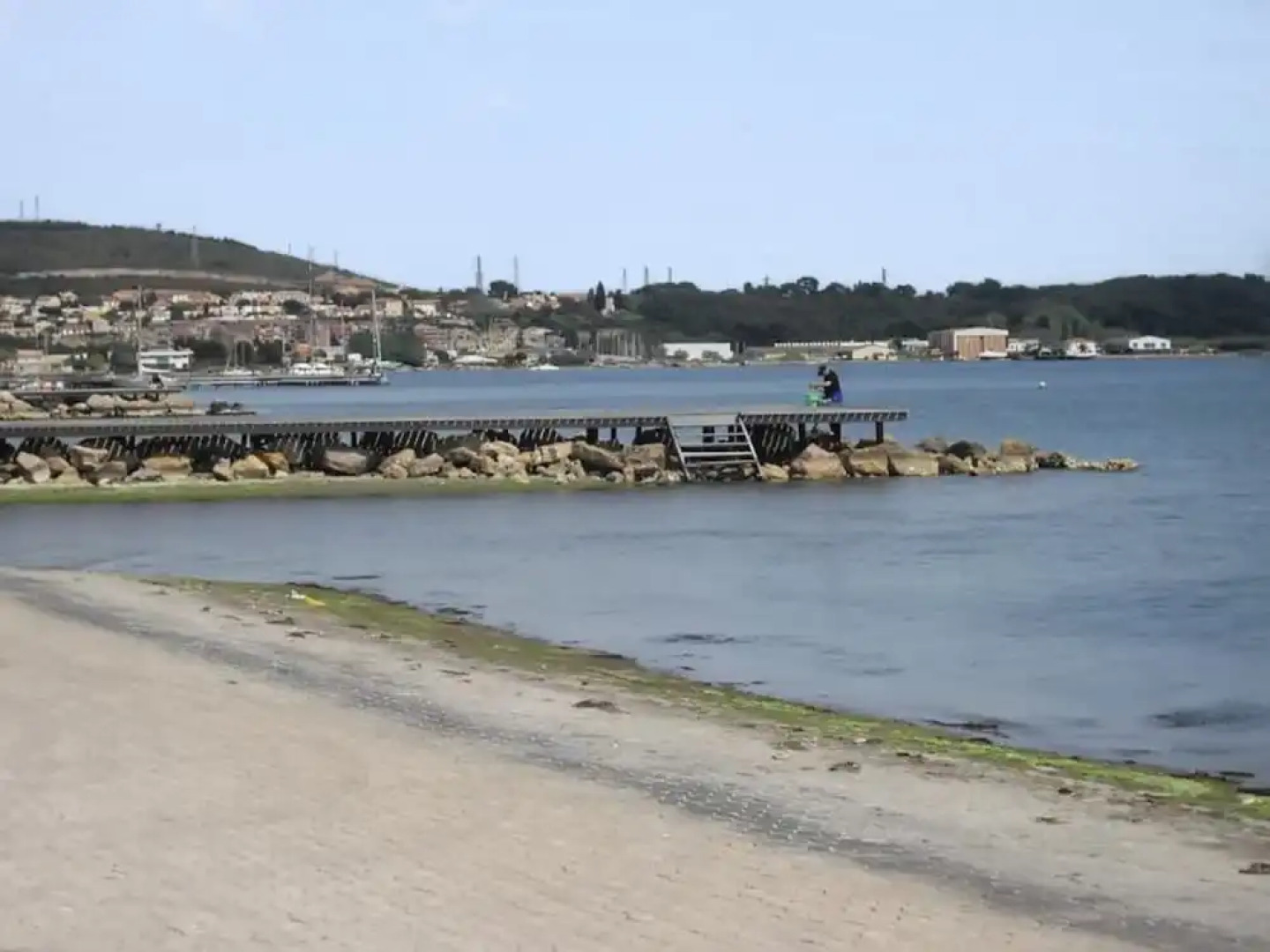 Apartment With one Bedroom in Balaruc-les-bains, With Wonderful Lake V