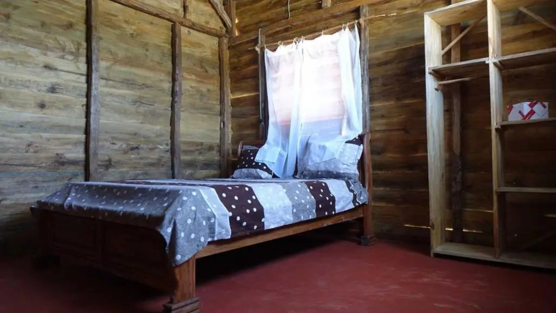 bungalows at somaroala on the beach