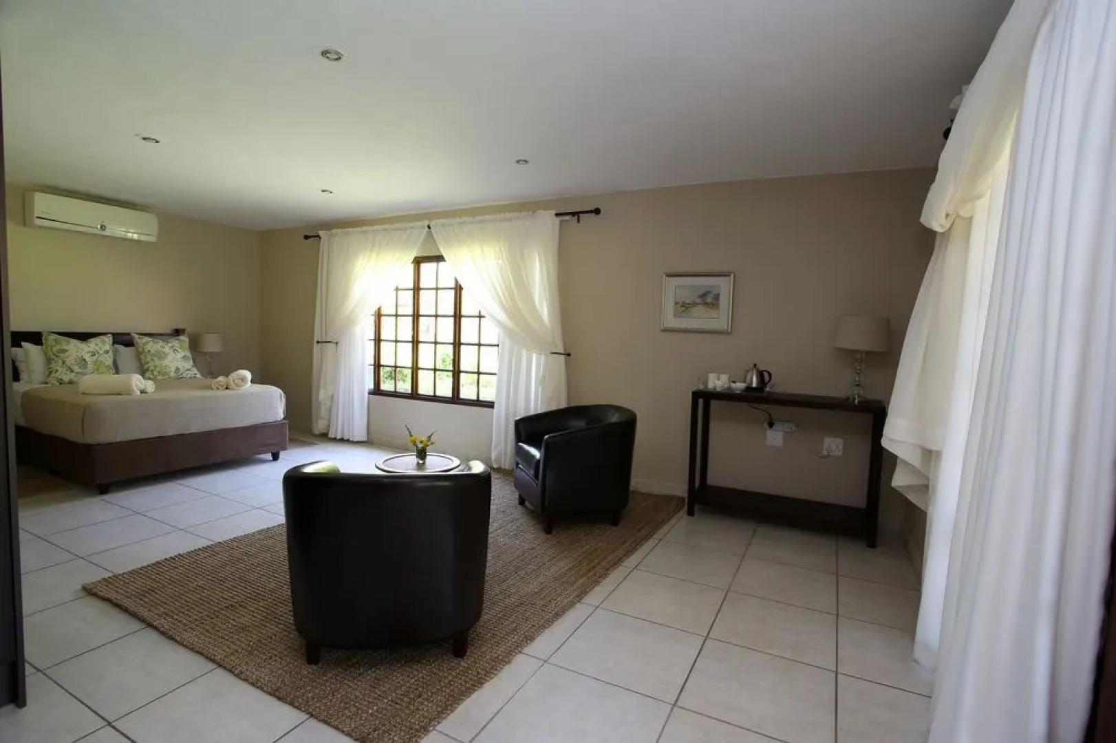 Roundstone Mountain Biking & Game Lodge