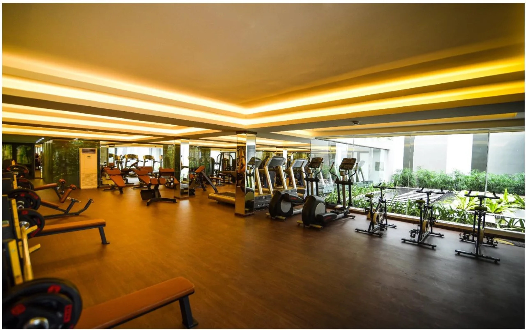 The Mira Central Park Hotel