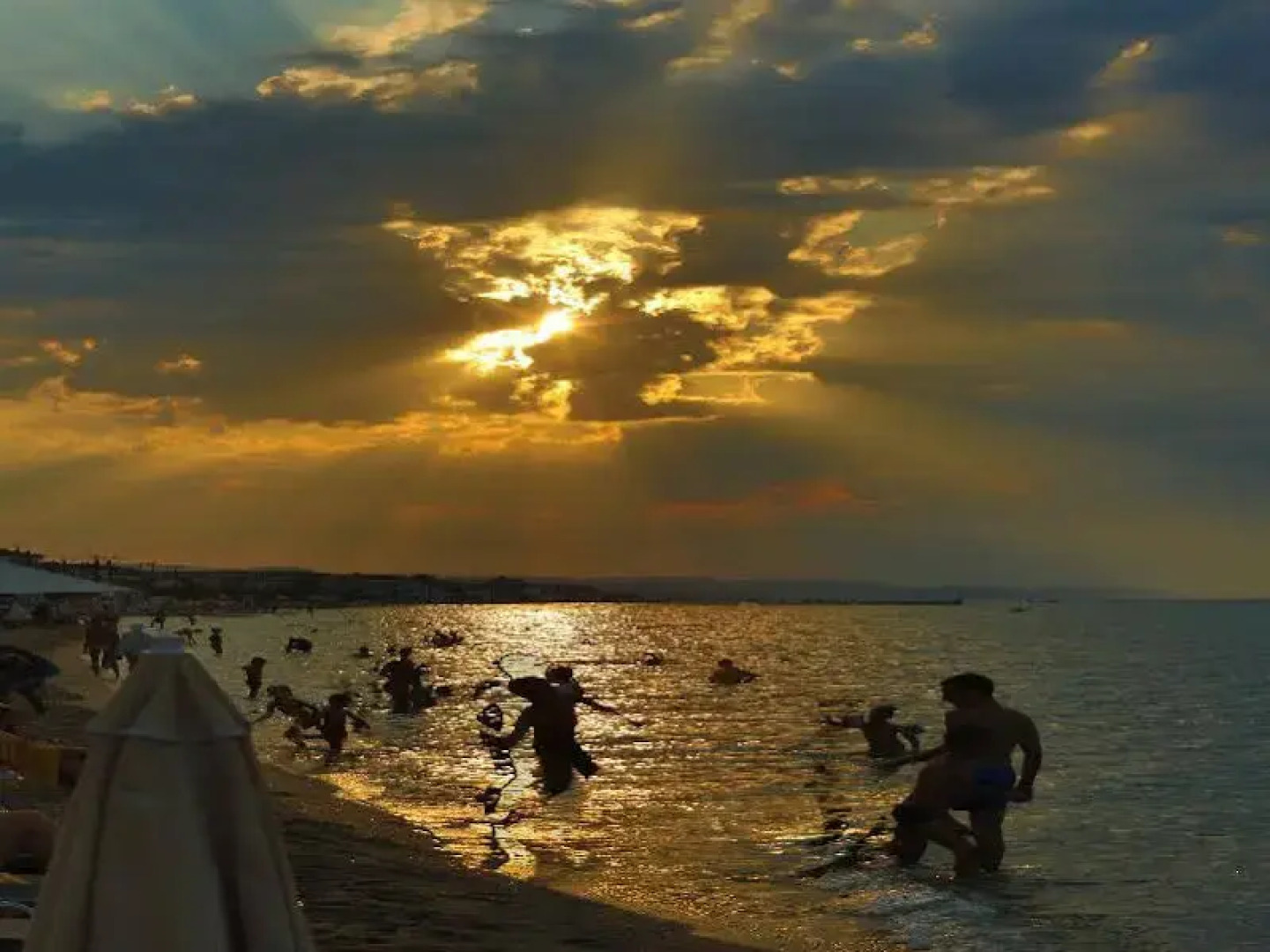 Flegra Beach Boutique Apartments