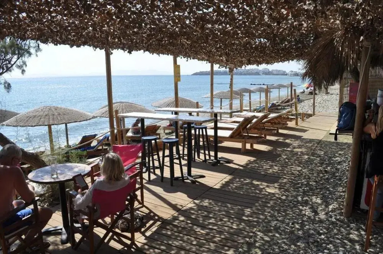 Golden Beach Hotel & Apartments