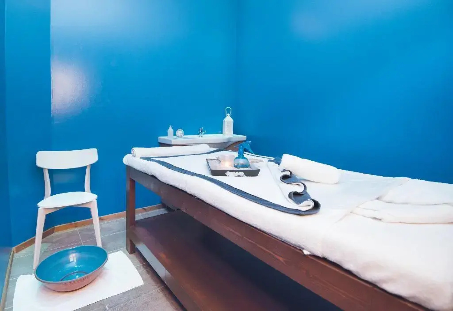 Grand Blue Beach Hotel