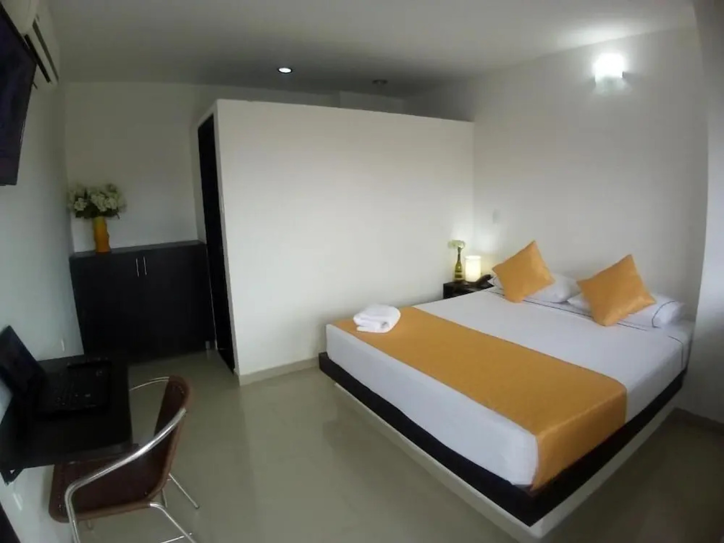 A&L Hoteles - Hotel Adelaida