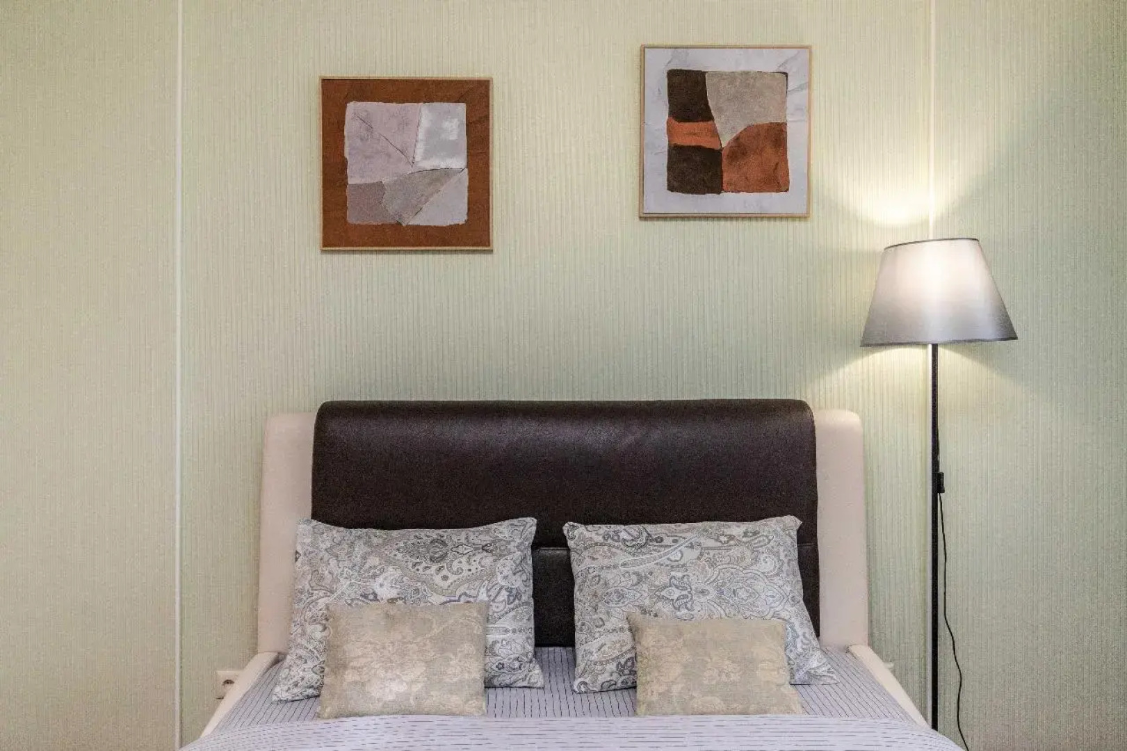 Rich House (Рич Хаус) на улице  Игоря Киртбая 18