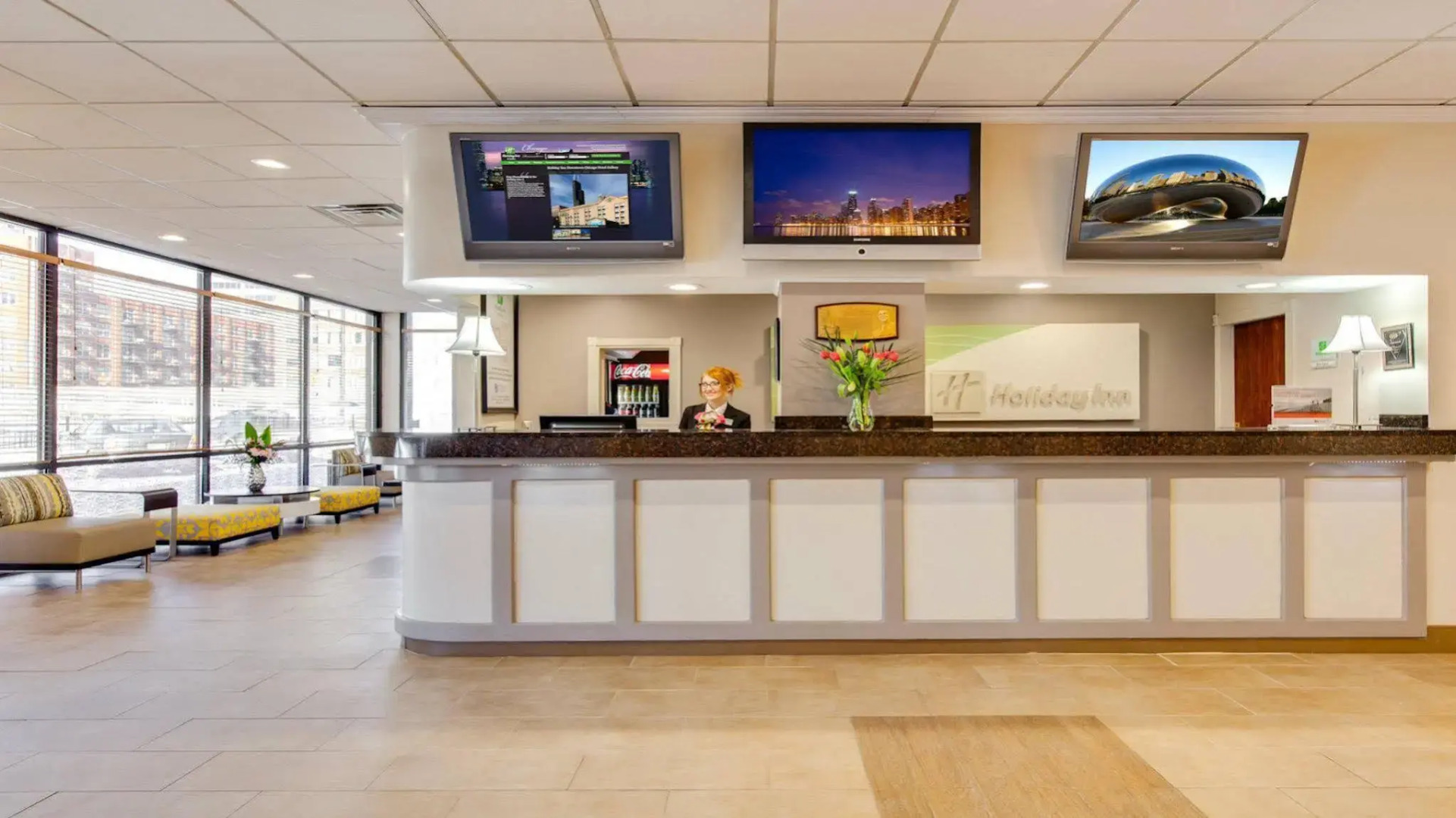 Holiday Inn & Suites Chicago - Downtown by IHG