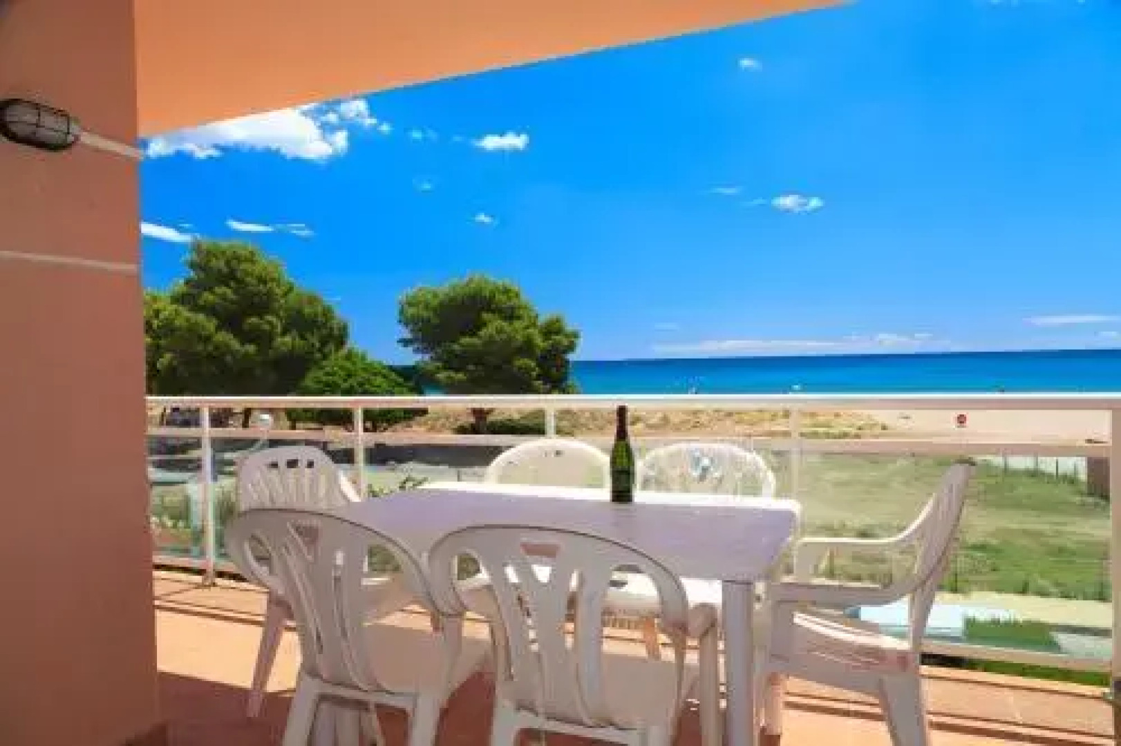 UHC Arco del Sol Family Complex