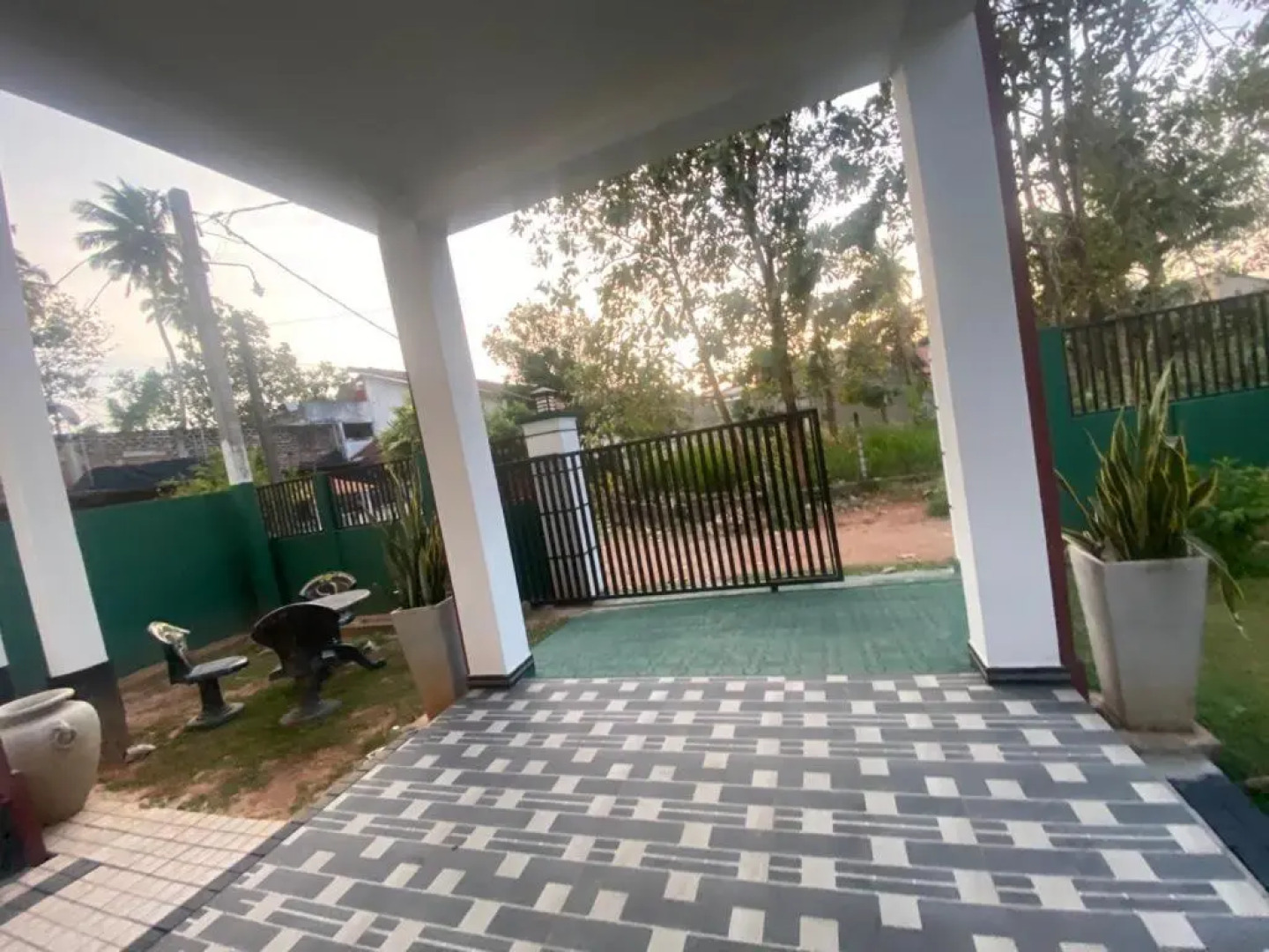 3 bed 2 bath Entire furnished house in Negombo