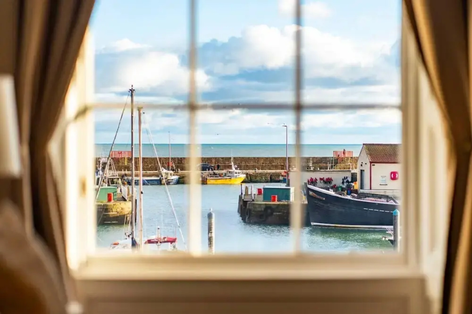 One Shore - Stylish Town House