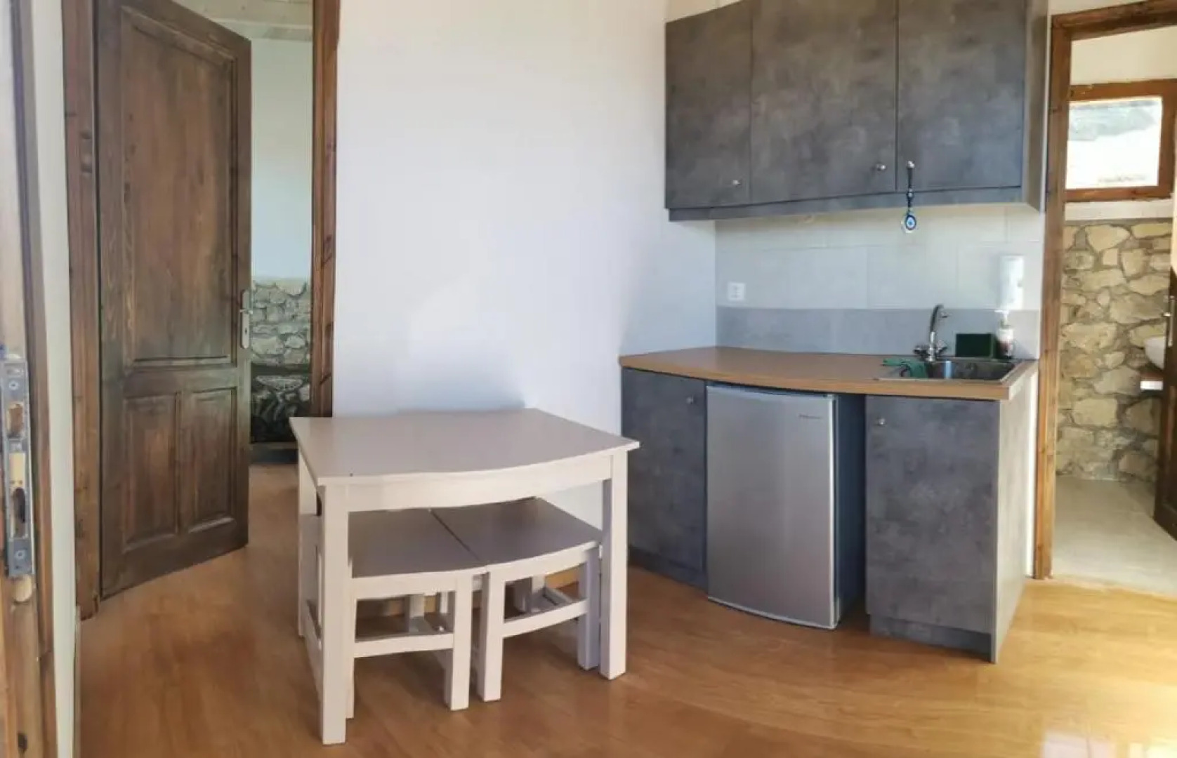 Stella's [bakery] apartment