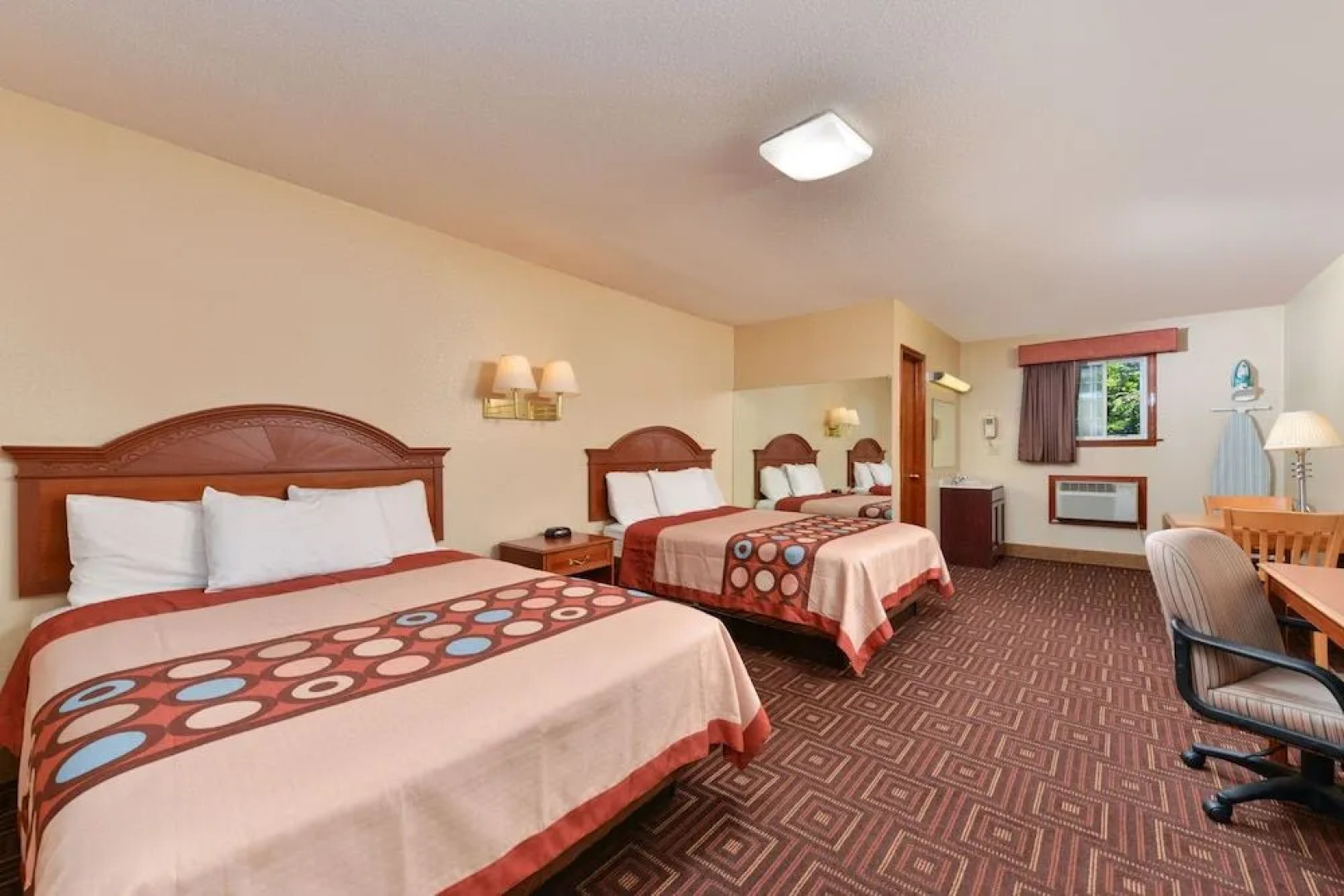 Americas Best Value Inn - Branford