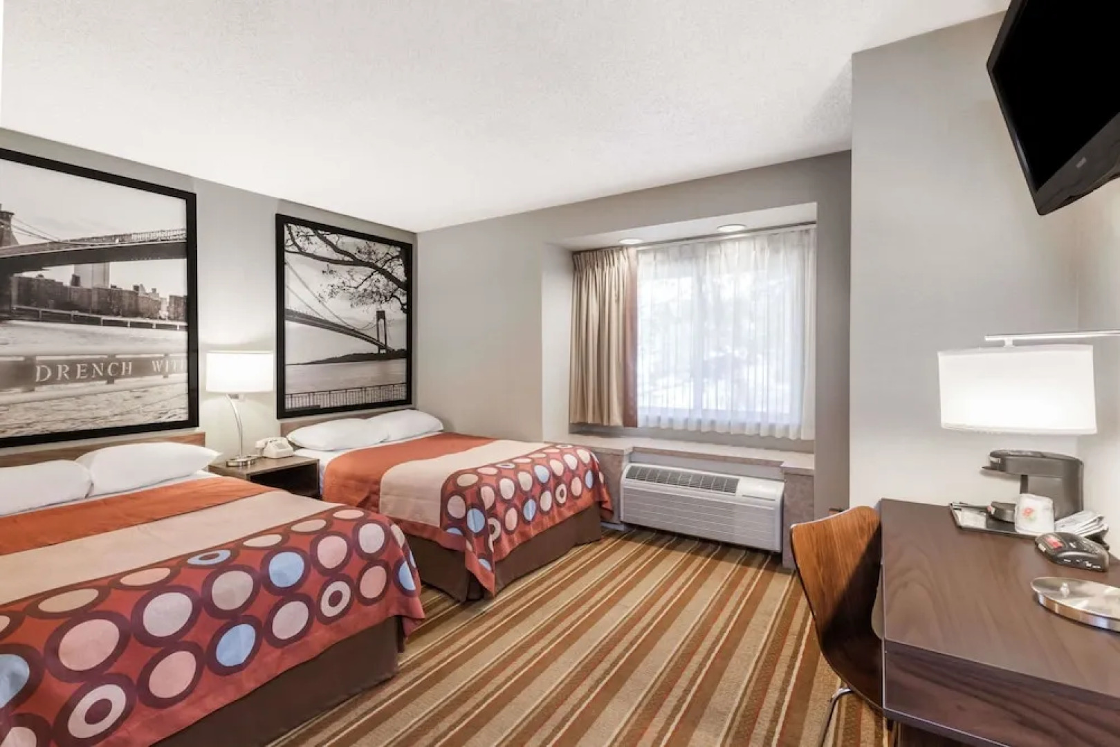 Super 8 Schenect/Albany Area