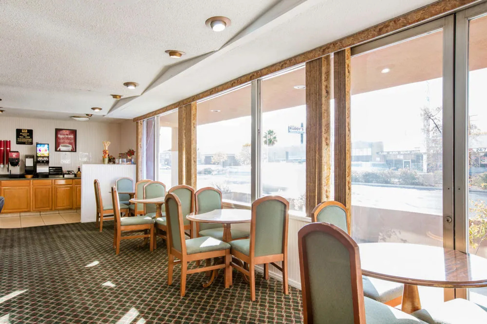 Econo Lodge Sequoia Area