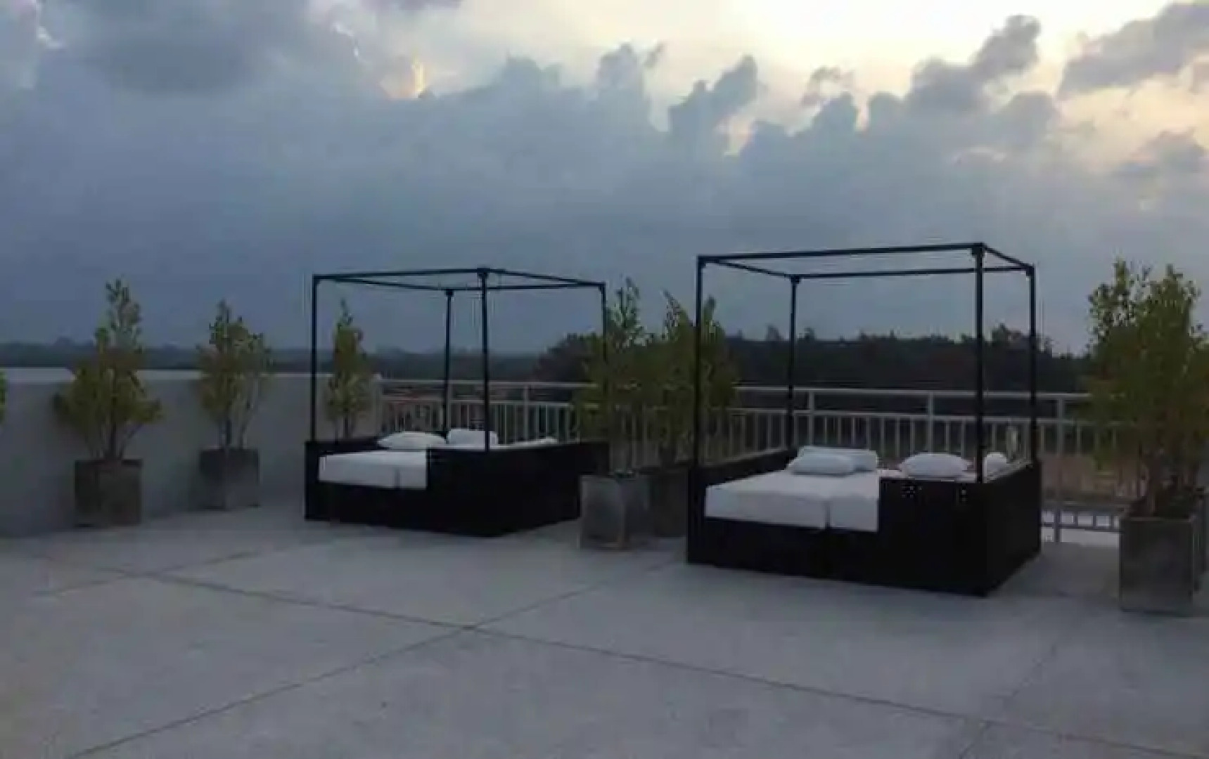 Grand Beach Condominium (Room. B26)