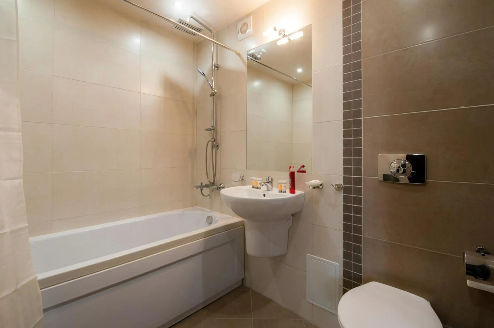 Cornelia Deluxe Residence