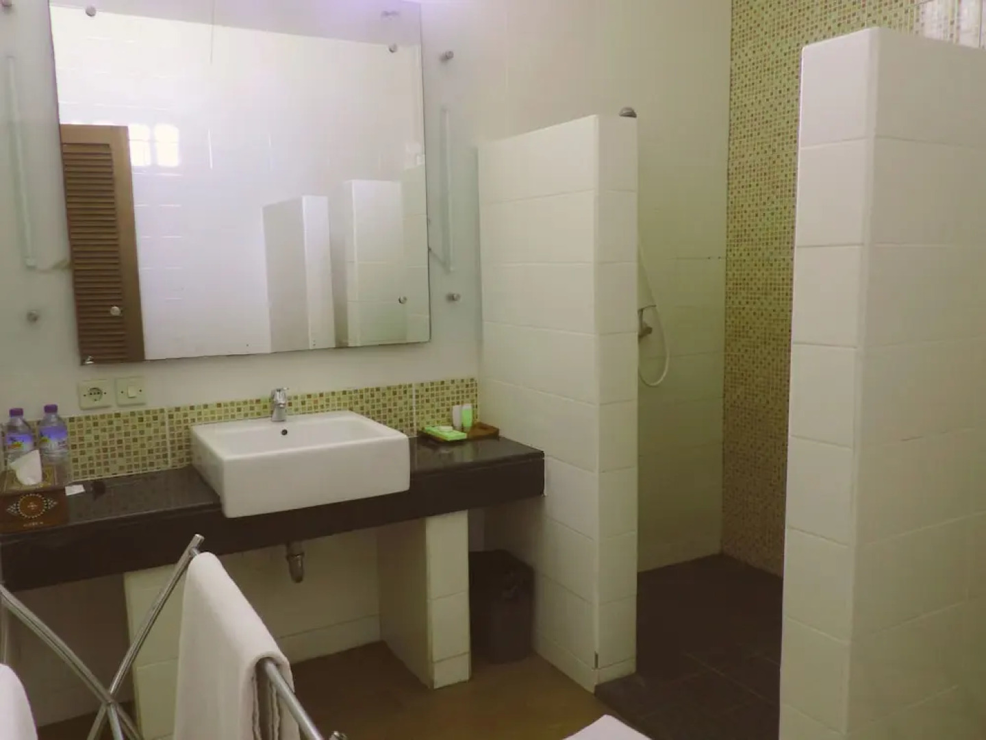 The Inn by Sunsethouse