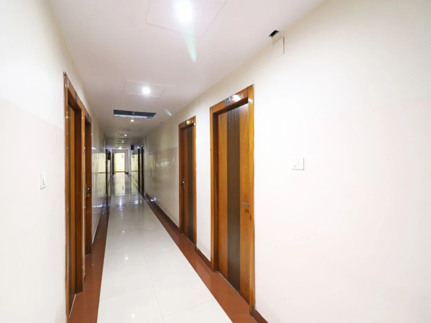 OYO 18838 Hotel Ta-tin