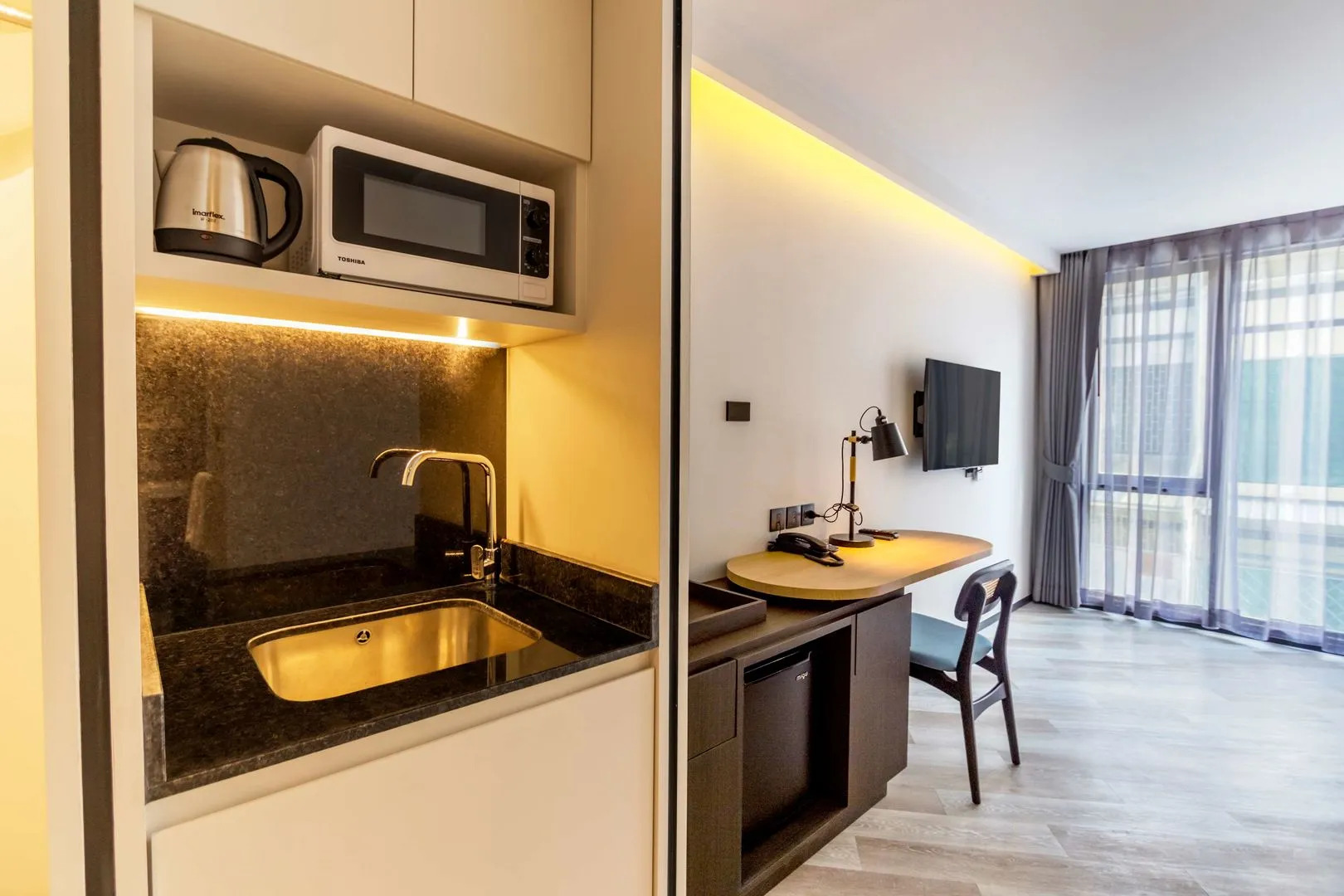 Seekers Finders Rama IV Hotel, SureStay Collection by BW