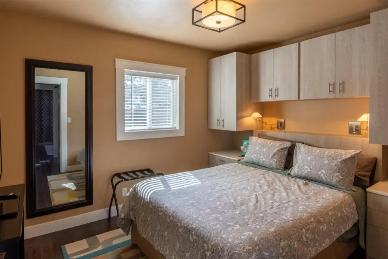 PA The Hidden Chicken