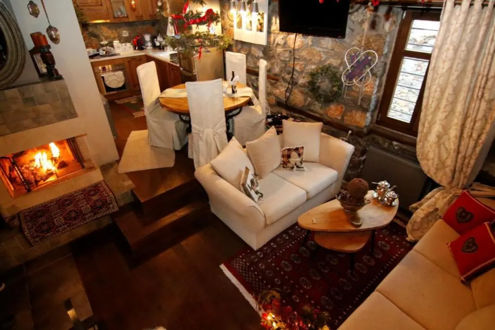 Charming 3-storey Loft with fireplace