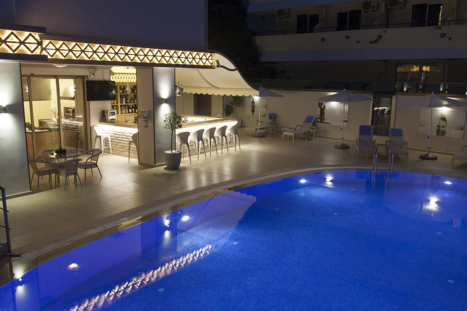 Отель Aurasia Design