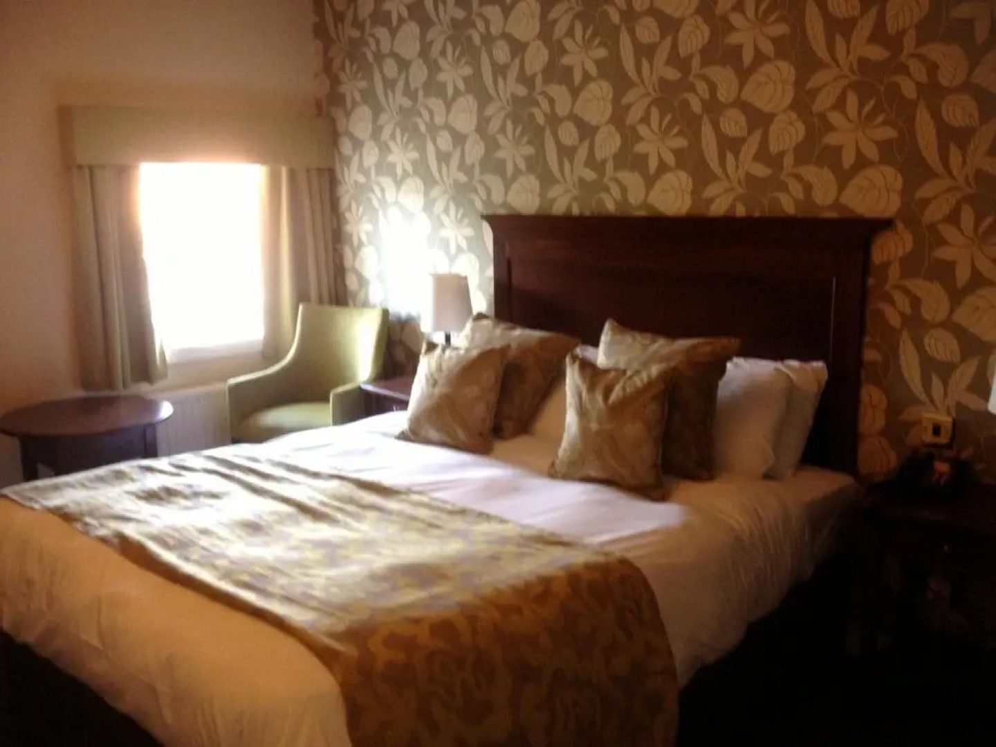 Cock Hotel Stony Stratford by Greene King Inns