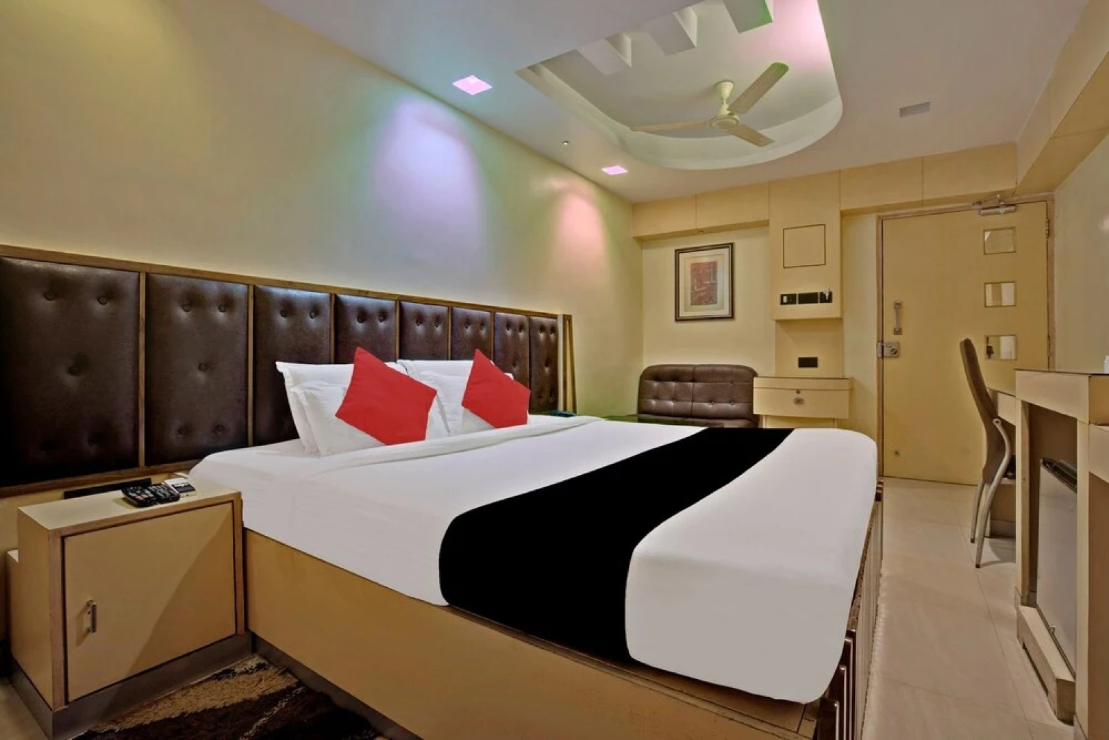 Capital O 1585 Hotel Palash Residency