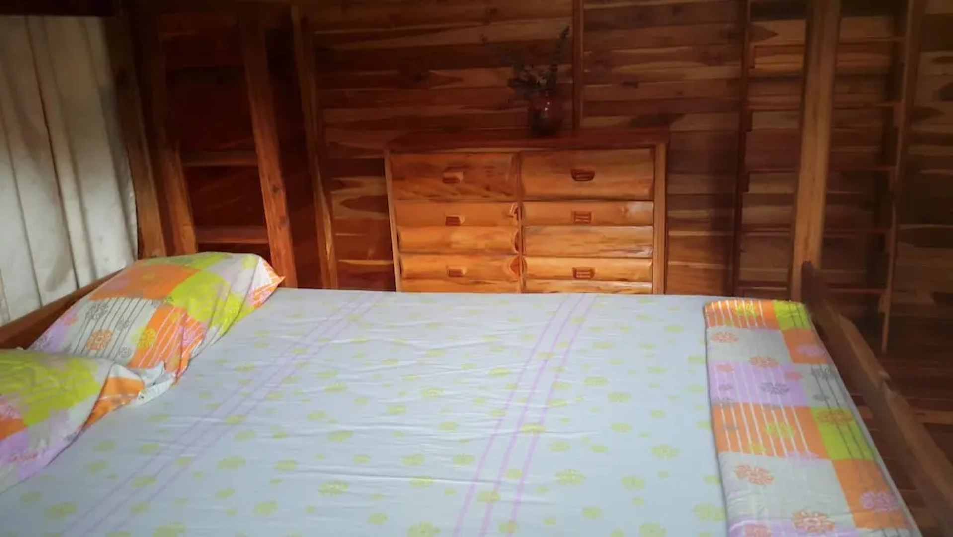 Hotel Cabanas La Teca