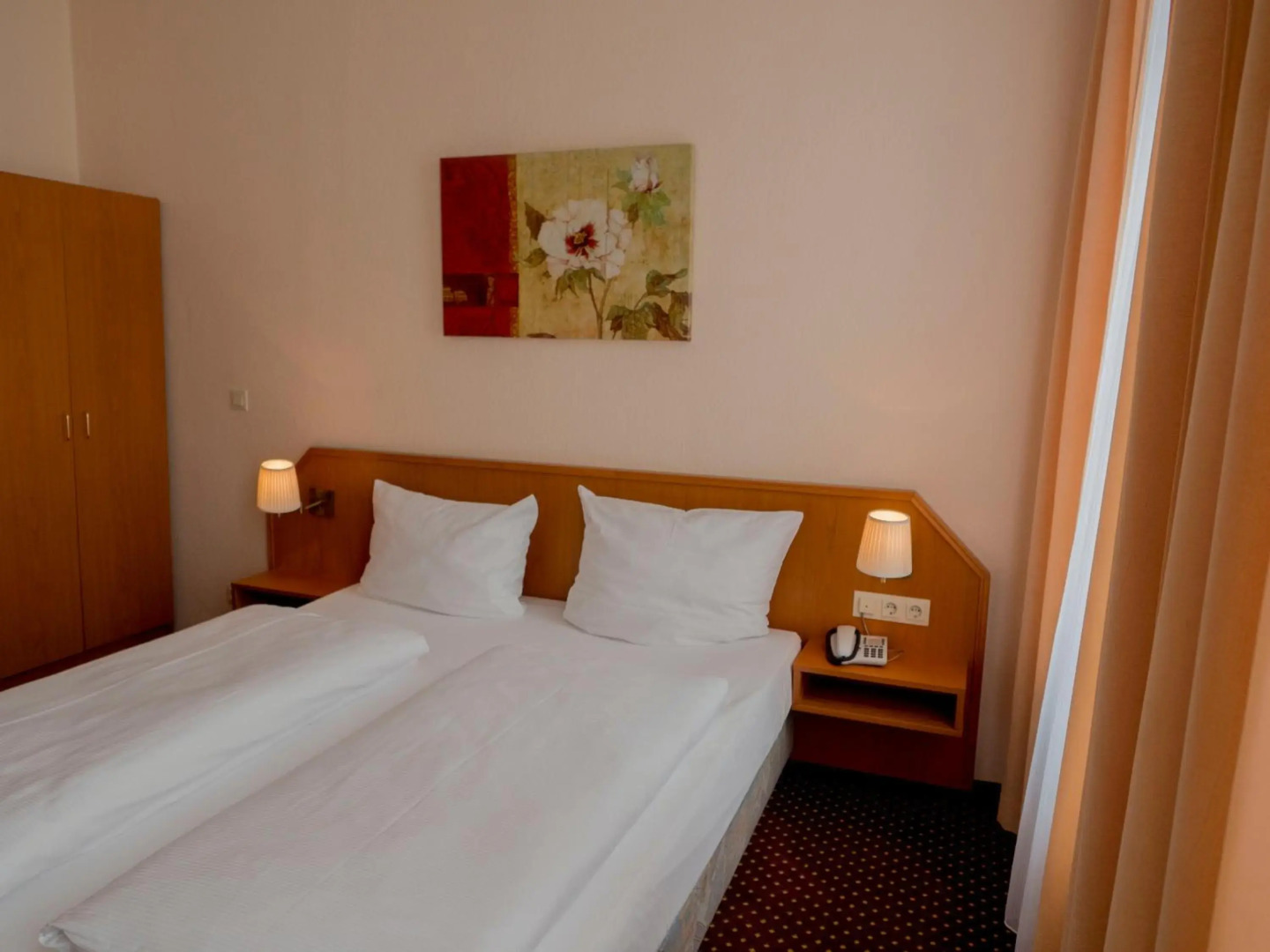 Hotel Lumen am Hauptbahnhof