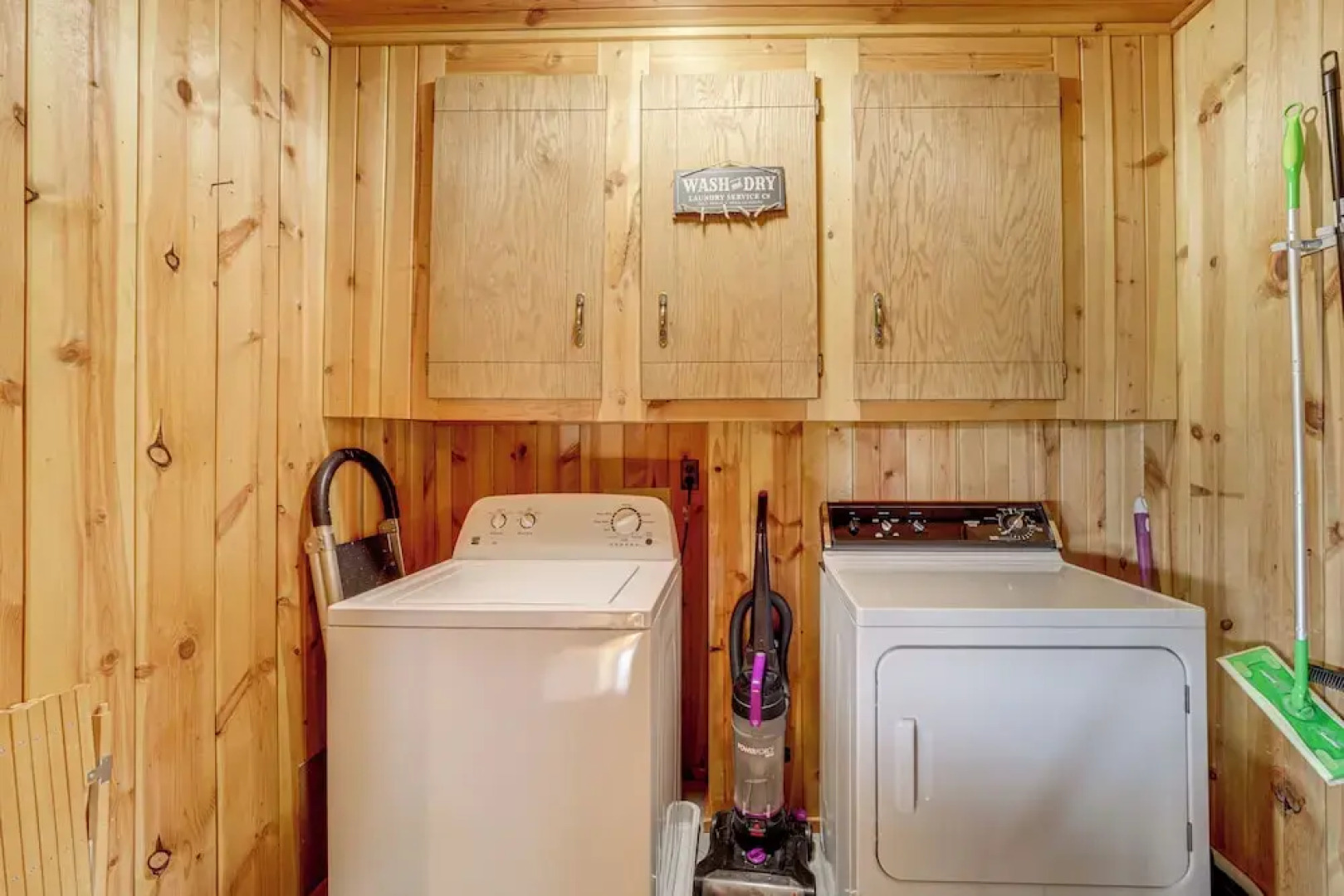 Mtn & Golf Course Views: Payson Retreat!