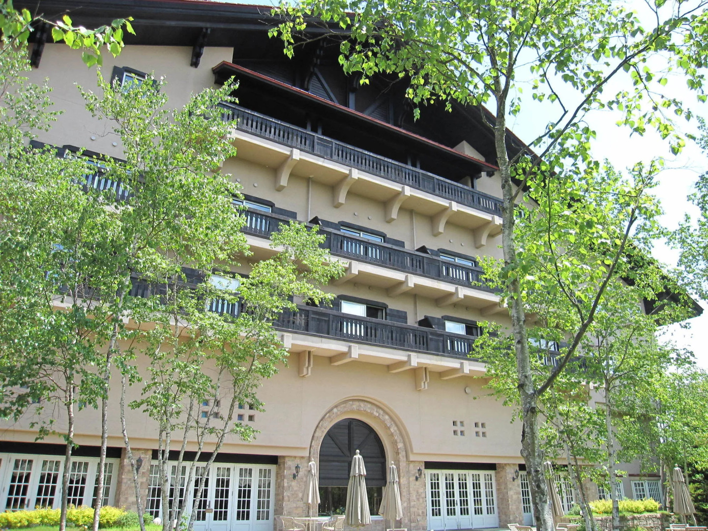 Sun Members Hirugano