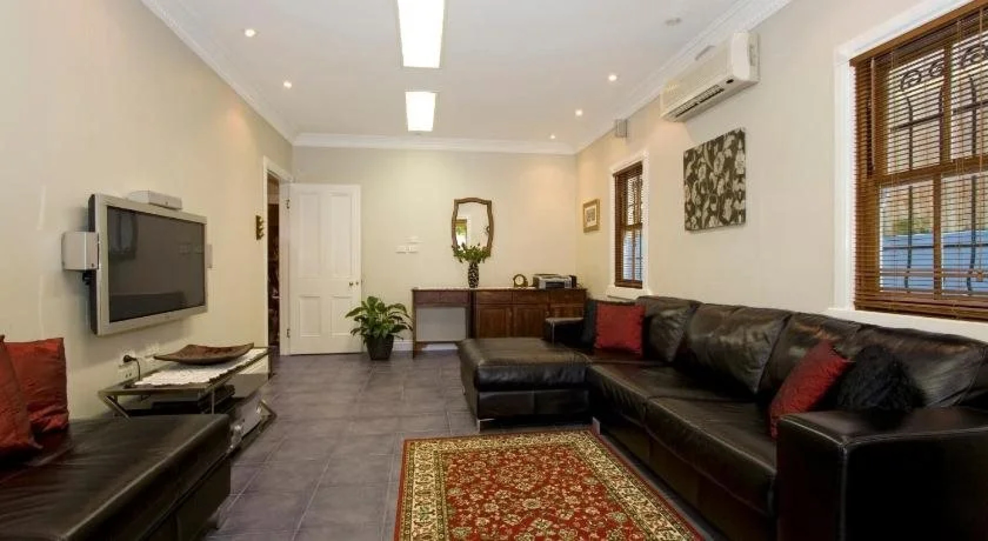 Swan Inn Bed and Breakfast