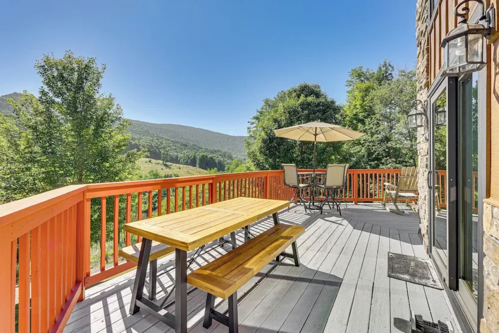 Deck & Mtn Views: Log Cabin By Snowshoe Mountain!
