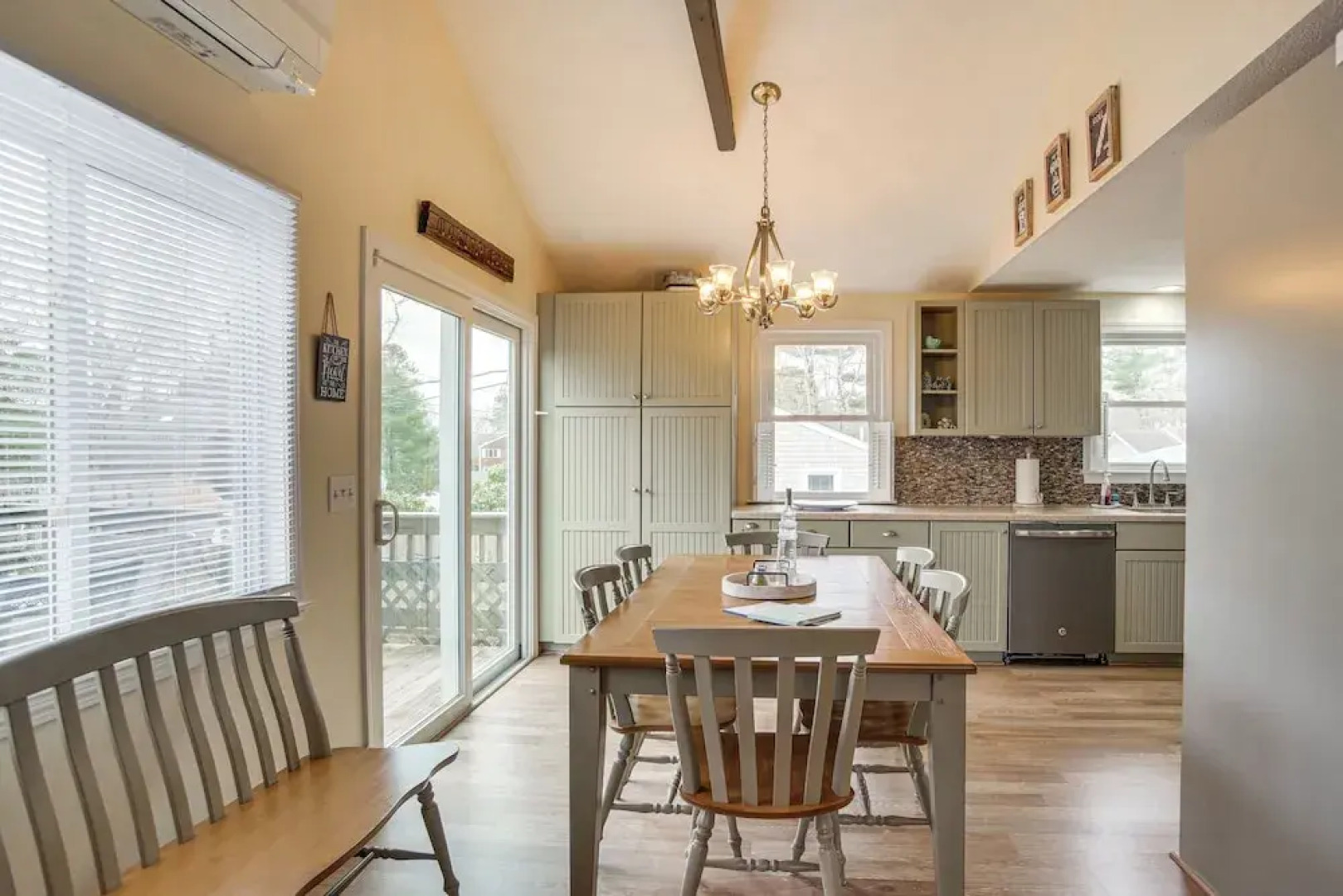 Near Beaches & Trails: Home in East Falmouth