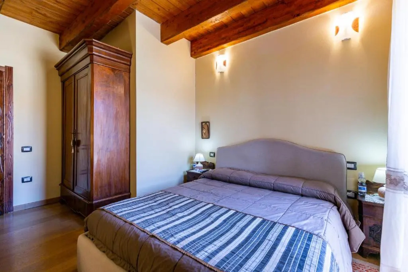 Affittacamere Is Coronas