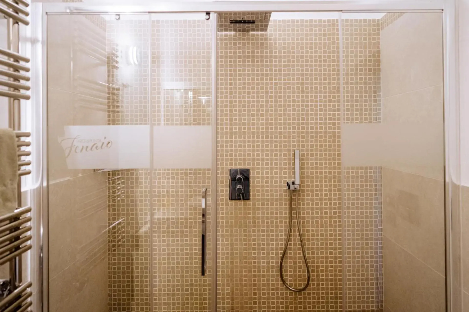 Faro di Punta Fenaio