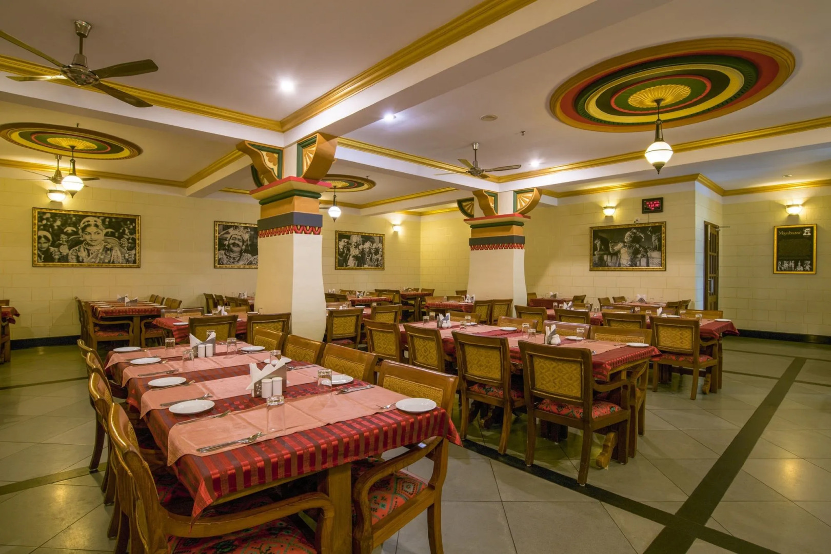 The Silvertips Munnar