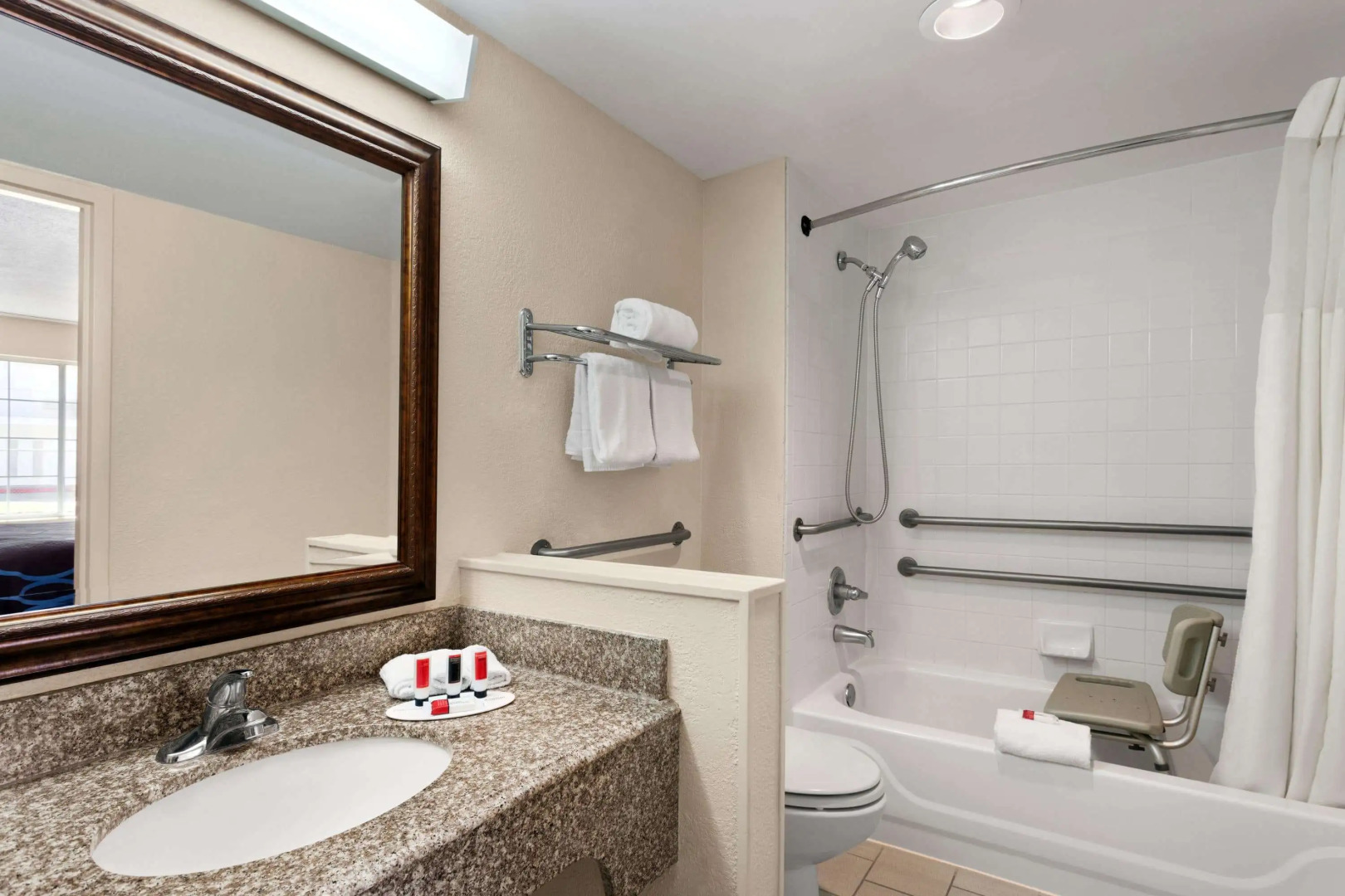 Super 8 by Wyndham Gulfport Airport NW/Near Biloxi