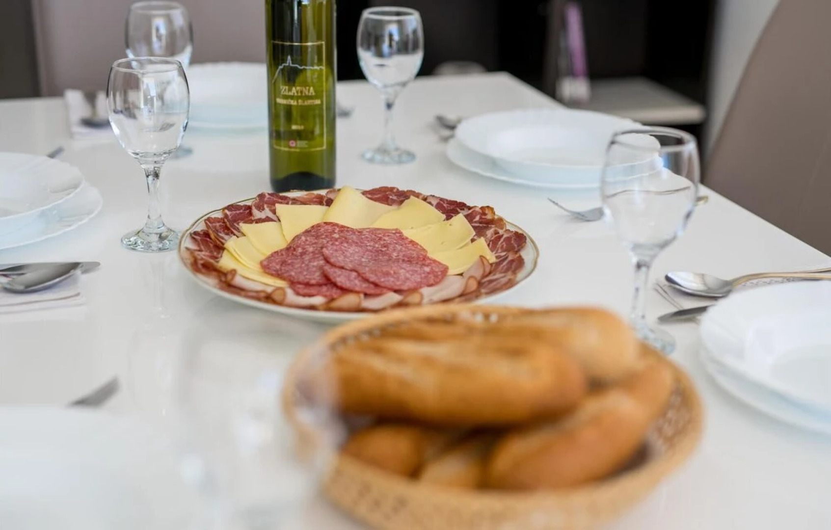 Beautiful Home in Kras With Wifi and 3 Bedrooms