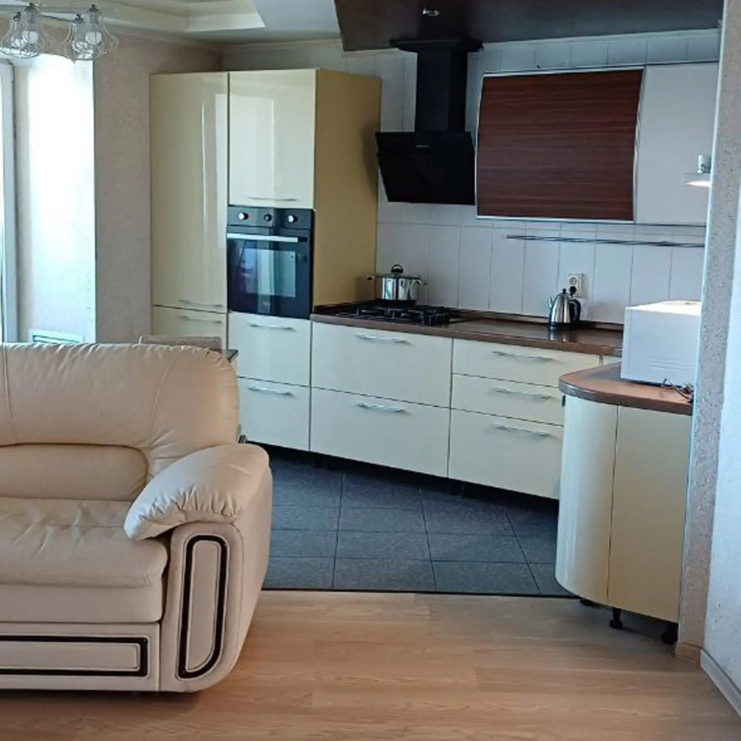 Rich House (Рич Хаус) на улице Новосёлов