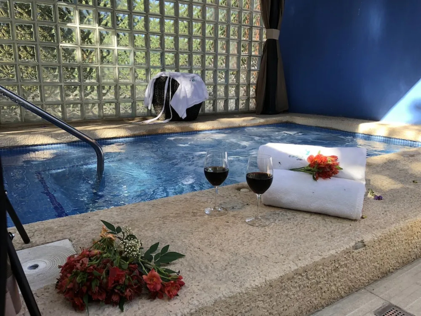 El Jardín De En Medio