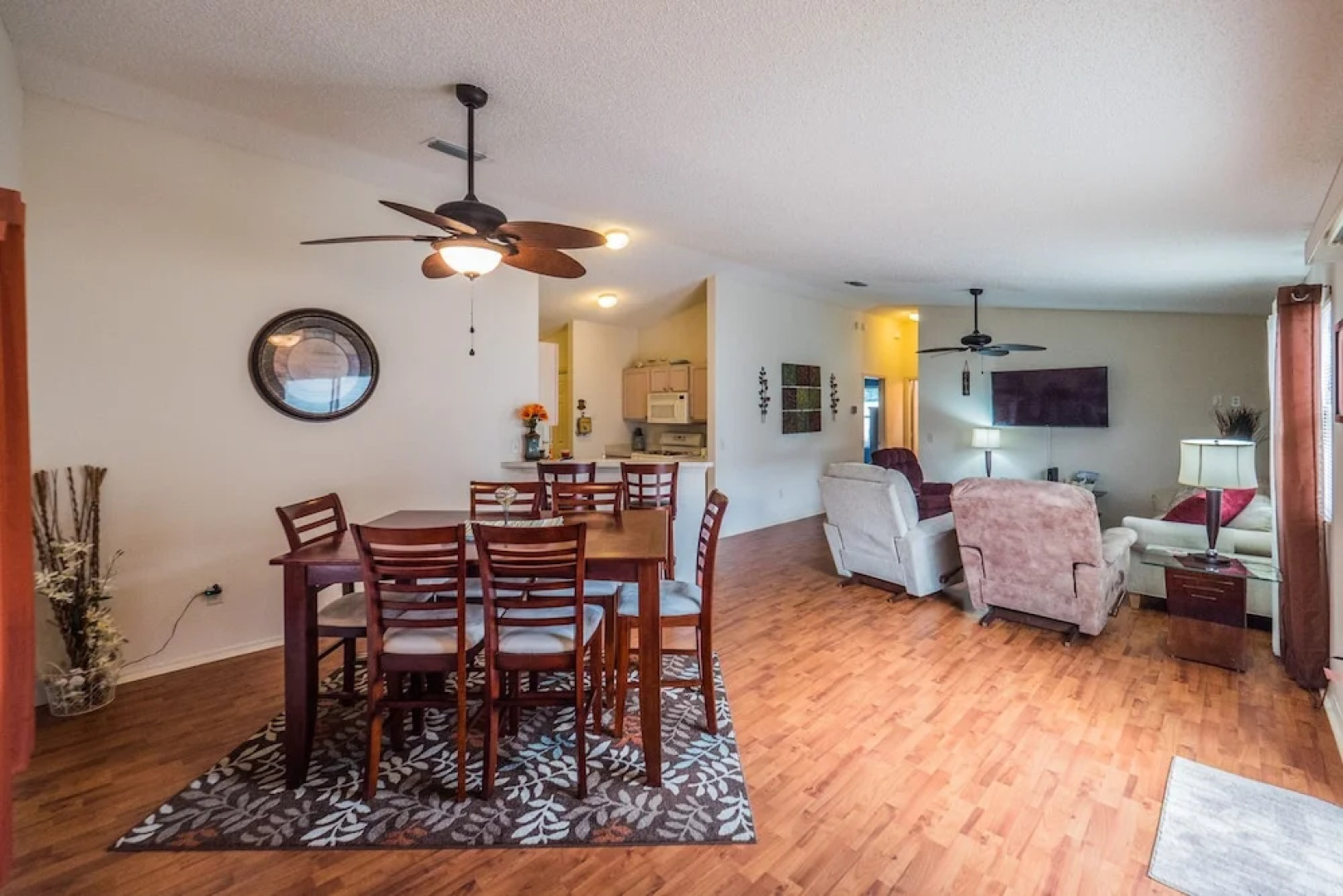 Hastings Lane 2681 by White Pelican VR