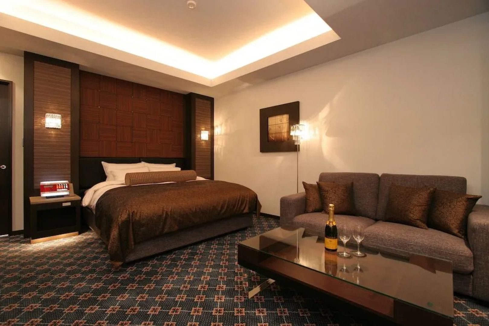 HOTEL W - Adults Only