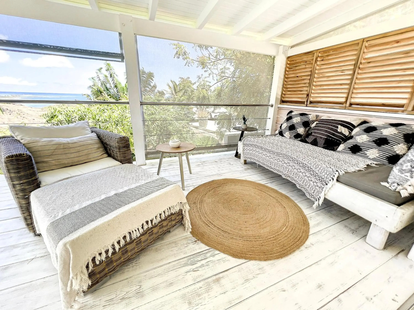 Villa Cazou, sea view, private pool, Wifi 100Mbps