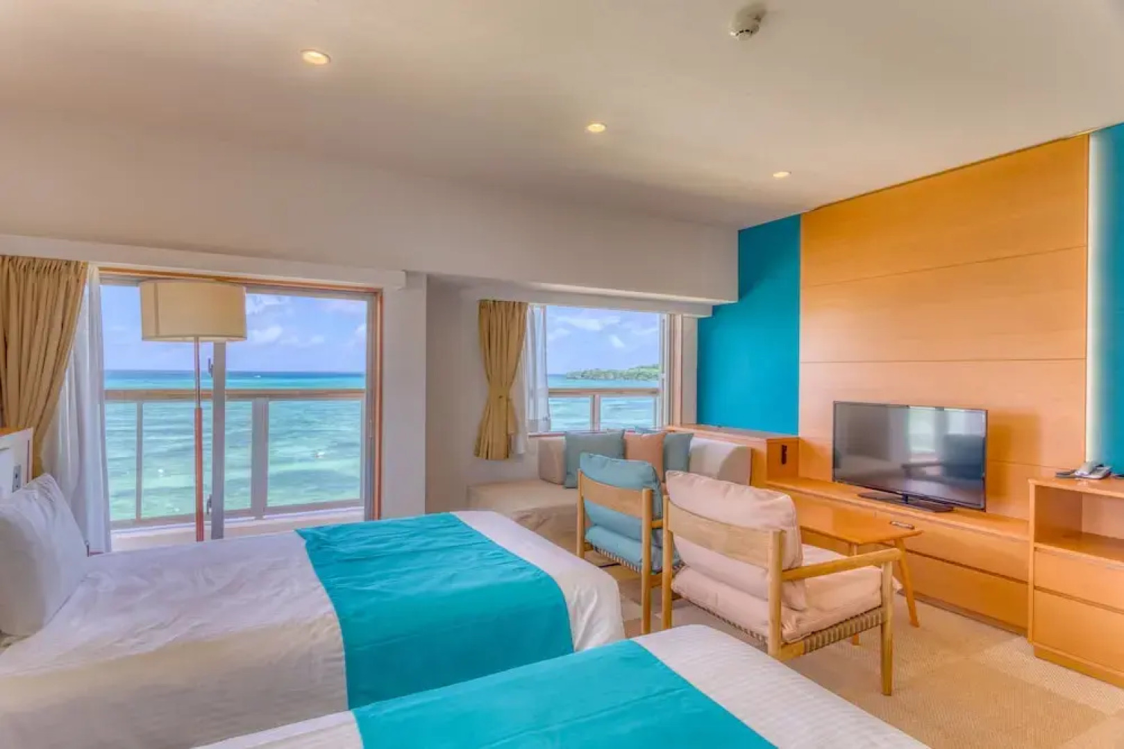 Ishigaki Seaside Hotel