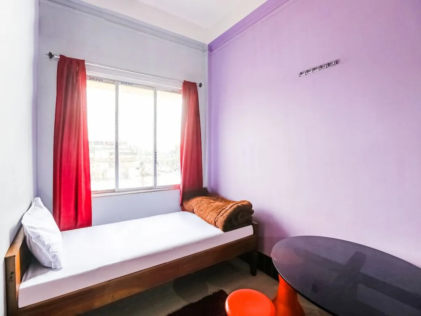 Spot On 47105 Hotel Hornbill