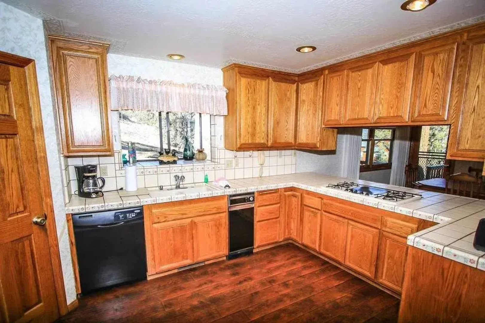 Four Seasons Estate #1231