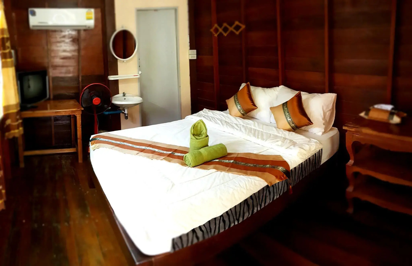 Happy Guesthouse Bungalow