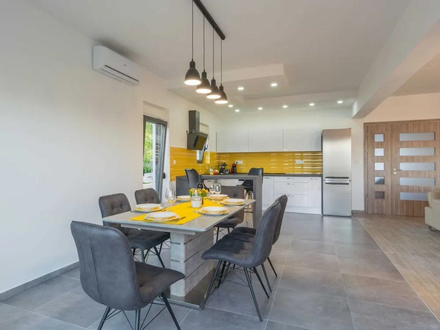 Villa in Turanj With Stunning Sea Views